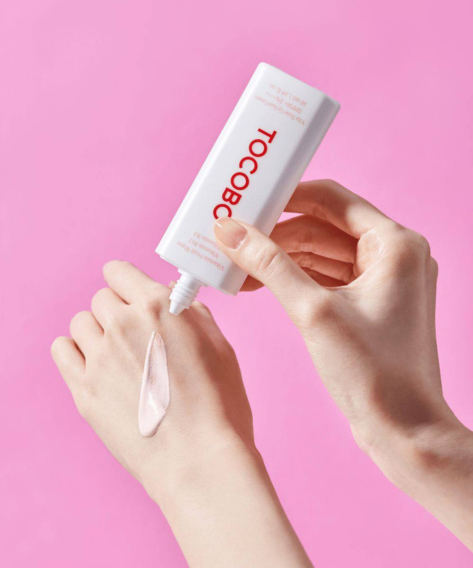کرم ضدآفتاب ضدچروک و ویتامینه توکوبو SPF50
