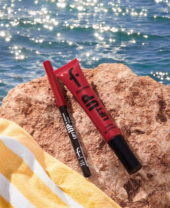 لیپ گلاس براق کننده لب لیفت آپ فلورمار Lift Up با اثر حجمدهی و تاثیر هیالورونیک اسید
