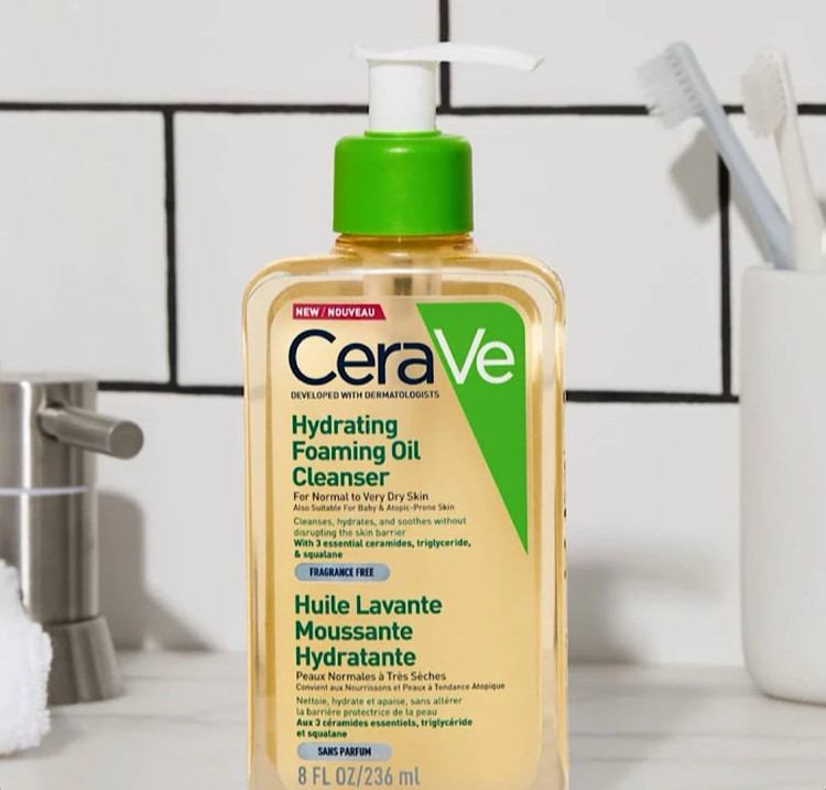 فوم شستشوی روغنی سراوی Cerave حاوی آبرسان پوست خشک و خیلی خشک